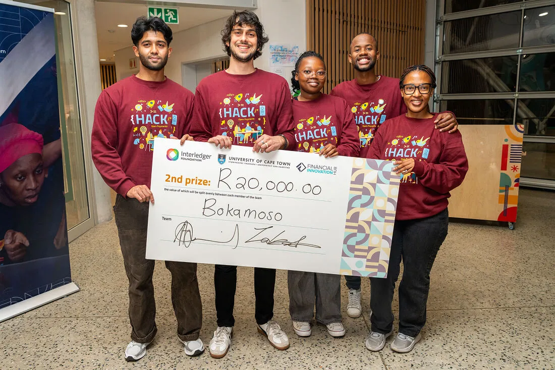 The Bokamoso team receiving their second-place prize